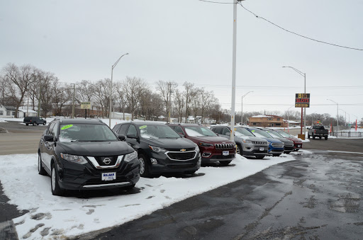 Used Car Dealer «Bollman Auto Center», reviews and photos, 305 W Rock Falls Rd, Rock Falls, IL 61071, USA