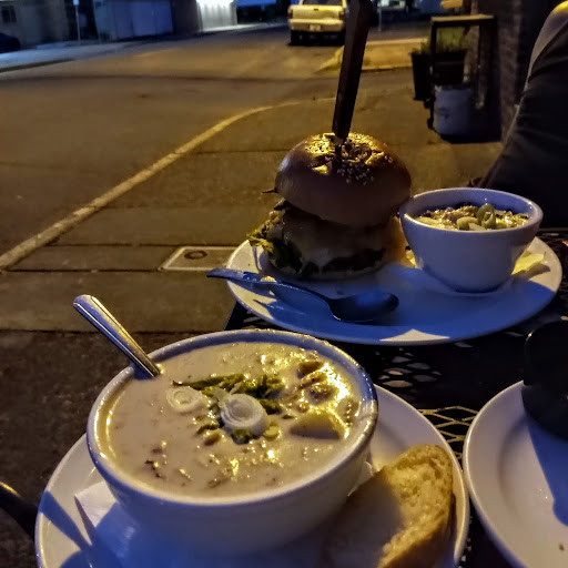 Restaurant «The Axe and Fiddle», reviews and photos, 657 E Main St, Cottage Grove, OR 97424, USA