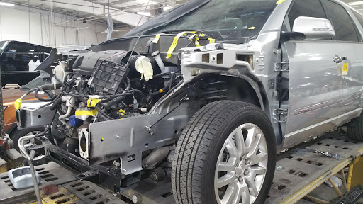 Auto Glass Shop «Casten Body Shop», reviews and photos, 230 Oakwood Rd, Lake Zurich, IL 60047, USA