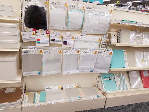 Office Supply Store «Staples», reviews and photos, 1755 North Pebblecreek Parkway, Goodyear, AZ 85395, USA