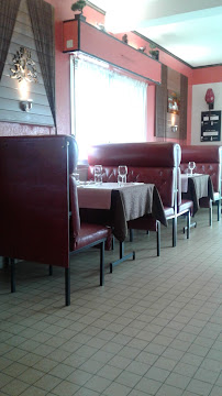 Atmosphère du Restaurant chinois Aux Baguettes d'Or à Quetigny - n°7