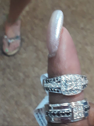 Jeweler «Southfield Gold & Diamond Inc», reviews and photos, 3201 S Dort Hwy, Flint, MI 48507, USA
