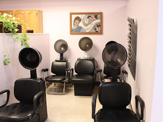 Zelda's Hair Clinic & Day Spa