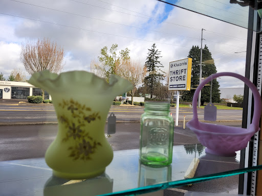Thrift Store «Canby Kiwanis Thrift Shop», reviews and photos