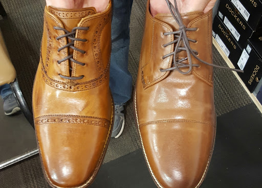 Shoe Store «DSW Designer Shoe Warehouse», reviews and photos, 8502 Eager Rd, Brentwood, MO 63144, USA