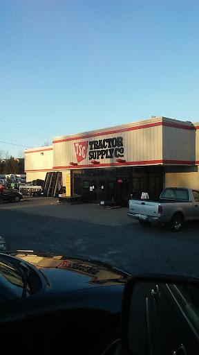 Home Improvement Store «Tractor Supply Co.», reviews and photos, 715 TN-46, Dickson, TN 37055, USA