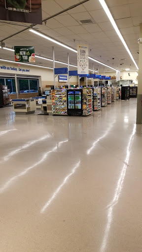 Grocery Store «Food Lion», reviews and photos, 3219 S Holden Rd, Greensboro, NC 27407, USA