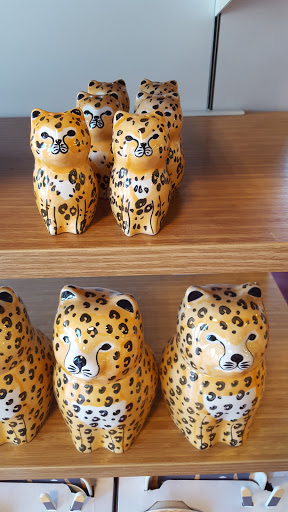 Home Goods Store «Pier 1 Imports», reviews and photos, 1927 W Gray St, Houston, TX 77019, USA