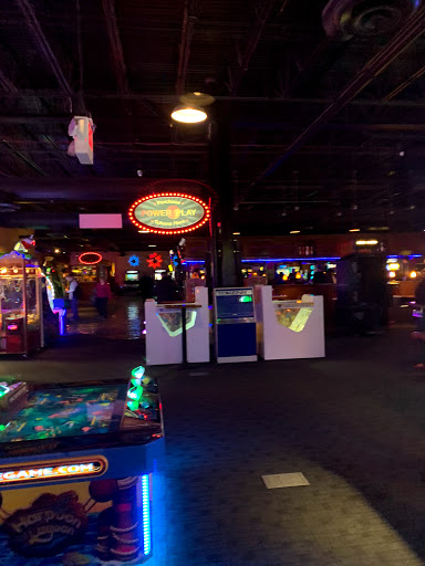 Bowling Alley «Lucky Strike Novi», reviews and photos, 44320 Twelve Mile Rd H-160, Novi, MI 48377, USA