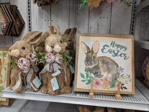 Craft Store «Michaels», reviews and photos, 201 Needham St, Newton, MA 02464, USA