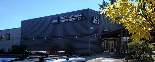 Camping Store «REI», reviews and photos, 7410 SW Bridgeport Rd, Tigard, OR 97224, USA