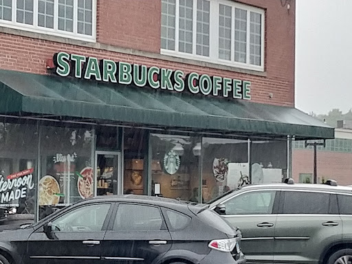 Starbucks, 2475 Albany Ave, West Hartford, CT 06117, USA, 