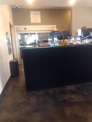 Used Car Dealer «R & R Sales, Inc. Yeswecanauto.com», reviews and photos, 624 6th St, Orland, CA 95963, USA