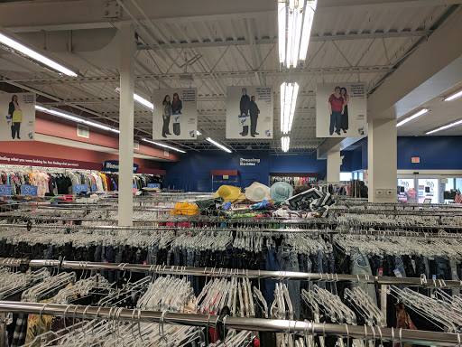 Thrift Store «Goodwill Milford Store & Donation Station», reviews and photos, 1712 Boston Post Rd, Milford, CT 06460, USA