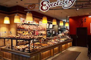 Bäckerei Evertzberg (im REWE Conrad) image
