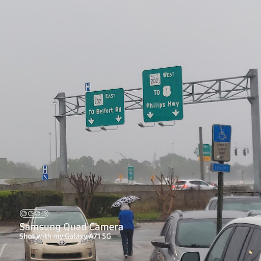 American Restaurant «Cracker Barrel Old Country Store», reviews and photos, 4680 Lenoir Ave, Jacksonville, FL 32216, USA