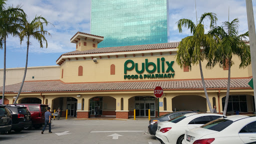 Publix Super Market at Dadeland, 9105 S Dadeland Blvd, Miami, FL 33156, USA, 