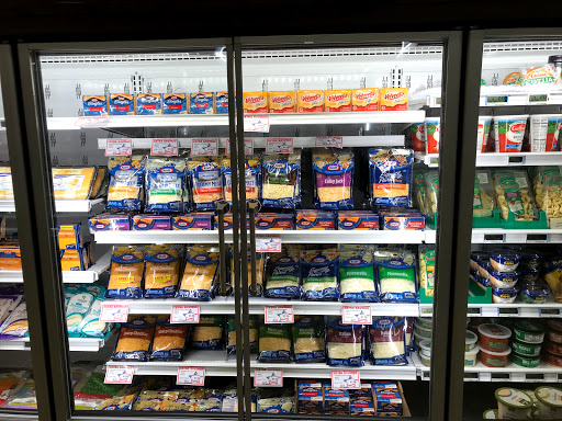 Grocery Store «Beale Commissary», reviews and photos, 17601 25th St, Beale AFB, CA 95903, USA