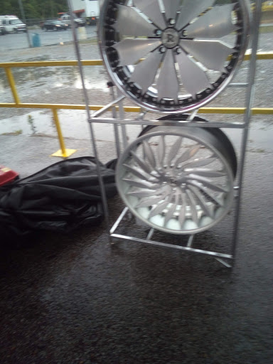 Liquor Store «Villa Spirits», reviews and photos, 1157 Huffman Rd, Birmingham, AL 35215, USA