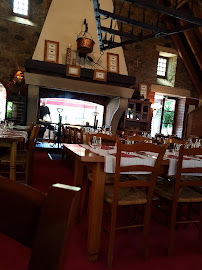 Atmosphère du Restaurant Grill de Challes à Challes-les-Eaux - n°11