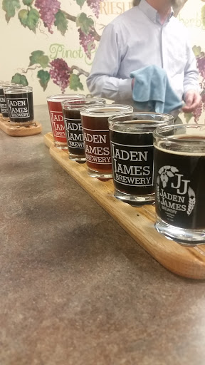 Winery «Cascade Winery», reviews and photos, 4665 Broadmoor Ave SE, Grand Rapids, MI 49512, USA