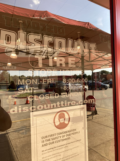 Tire Shop «Discount Tire», reviews and photos, 1901 Dallas Pkwy, Plano, TX 75093, USA