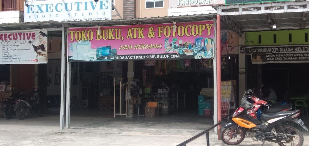 Toko Buku Jaya Bersama Group Photo