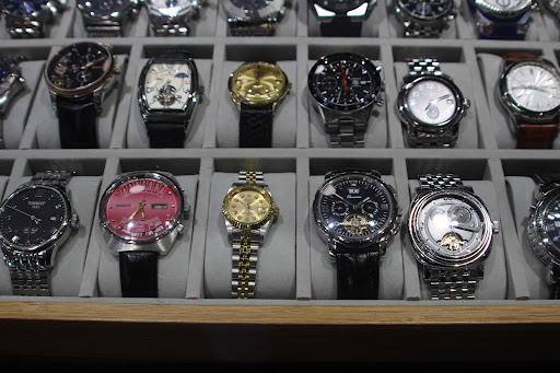 Jewelry Store «Shnayder Jewelry and Pawn Shop», reviews and photos, 110 Daniel Webster Hwy, Nashua, NH 03060, USA