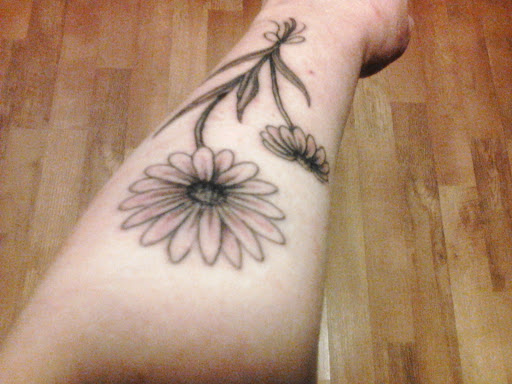 Tattoo Shop «Alley Cat Tattoo», reviews and photos, 990B Reservoir St, Harrisonburg, VA 22801, USA