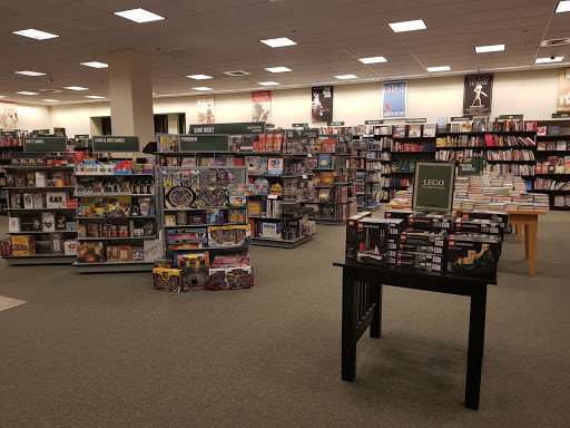 Barnes & Noble