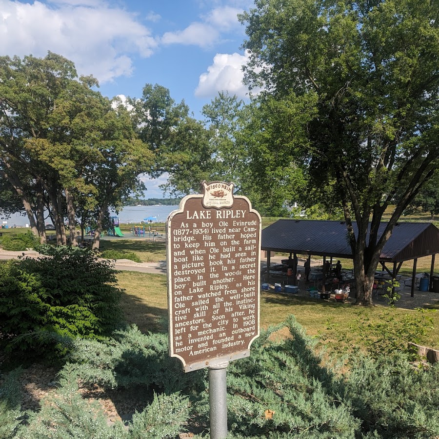 Wisconsin State Historical Marker 19 Lake Ripley