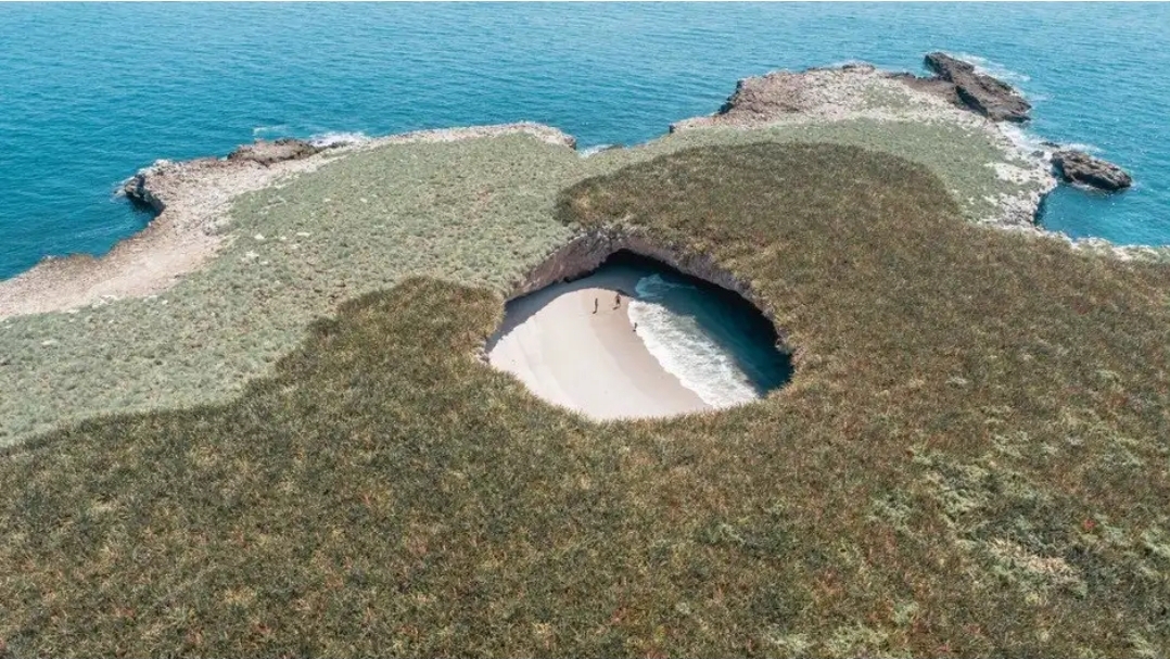 Fotografija Playa del Amor (Hidden beach) z visok stopnjo čistoče