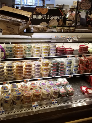 Grocery Store «Stop & Shop», reviews and photos, 333 W River St, Providence, RI 02904, USA