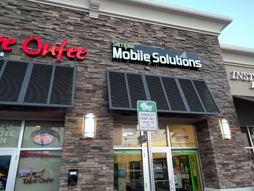 Electronics Repair Shop «TracFone Wireless Store - SMS Phone Fix», reviews and photos, 11850 Hialeah Gardens Blvd #123, Hialeah Gardens, FL 33018, USA