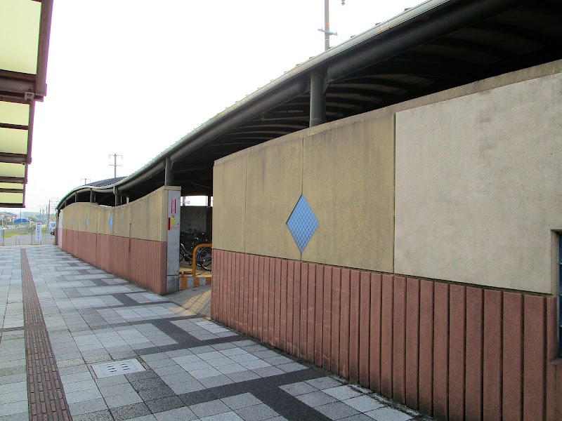 早島駅前自転車等駐車場