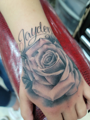 Explore snow white tattoo ideas, creative tattoo ideas in Yakima, available at Wallflower Body Piercing & Crazy Ink Tattoo