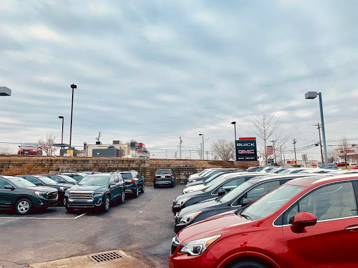 Car Dealer «Mark Sweeney Buick GMC», reviews and photos, 3365 Highland Ave, Cincinnati, OH 45213, USA