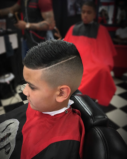 Barber Shop «Vip Barber Shop», reviews and photos, 90 N Sussex St, Dover, NJ 07801, USA