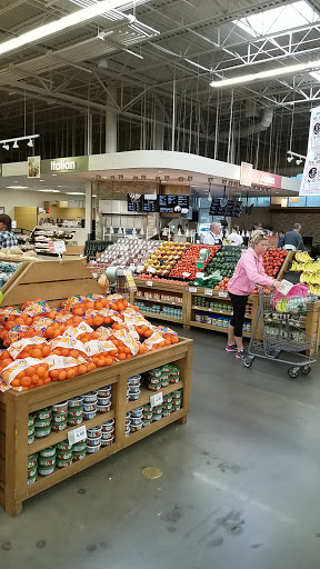 Supermarket «Hy-Vee», reviews and photos, 8701 Douglas Ave, Urbandale, IA 50322, USA