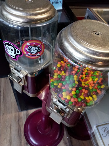 Tattoo Shop «American Pin-Up», reviews and photos, 113 Sidney Ave, Port Orchard, WA 98366, USA