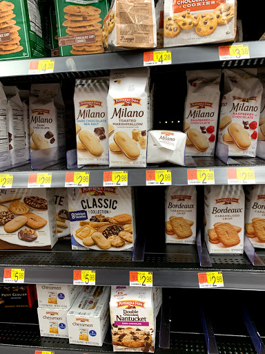 Optician «Walmart Vision & Glasses», reviews and photos, 301 Falls Blvd, Quincy, MA 02169, USA