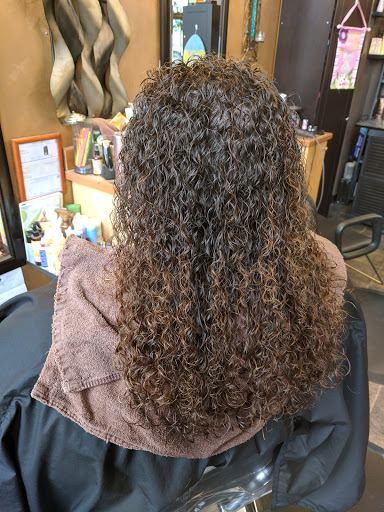 Hair Salon «R Salon», reviews and photos, 12303 Meridian E, Puyallup, WA 98373, USA