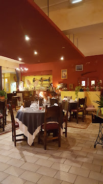 Atmosphère du Restaurant français Restaurant L'Aramon Gourmand à Pézilla-la-Rivière - n°11