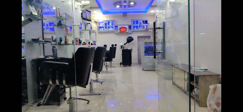 Men's Hair Salon Khanapur, Halakarni