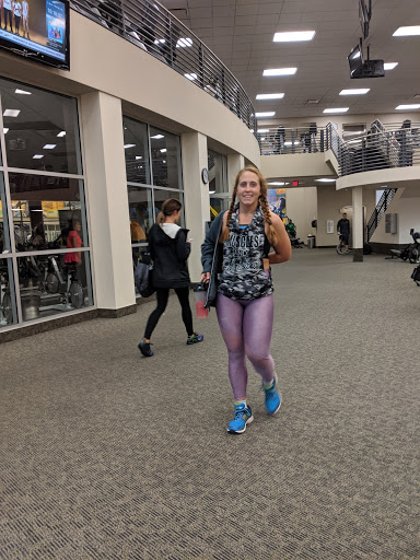 Gym «LA Fitness», reviews and photos, 540 E Rollins Rd, Round Lake Beach, IL 60073, USA