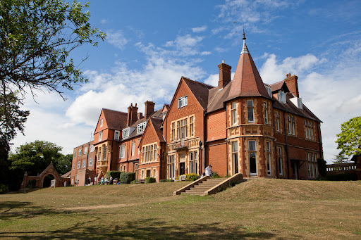 St Andrew's, Berkshire