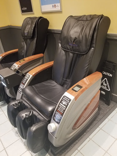 Shopping Mall «Clinton Crossing Premium Outlets», reviews and photos, 20 Killingworth Turnpike, Clinton, CT 06413, USA