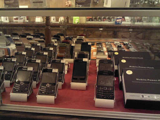 Cell Phone Store «Wireless Wizard», reviews and photos, 786 Chapel St, New Haven, CT 06510, USA