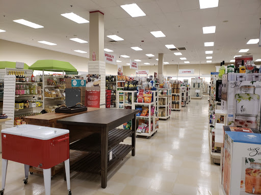 Department Store «Marshalls & HomeGoods», reviews and photos, 1745 S Easton Rd, Doylestown, PA 18901, USA