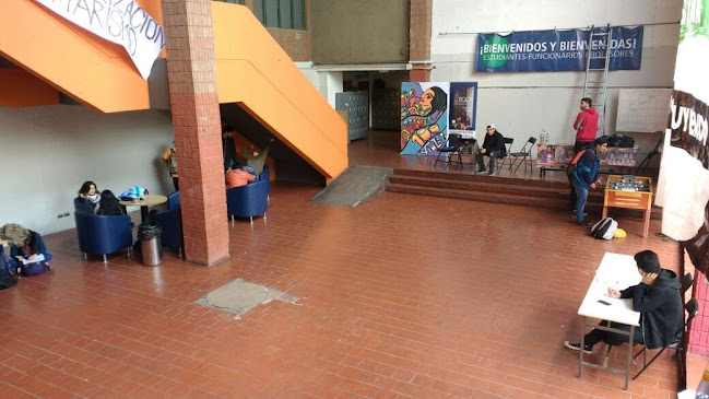 Opiniones de Escuela de Gobierno y Gestión Pública de la Universidad de Chile en San Bernardo - Universidad